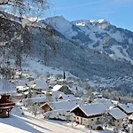 Апартаменты Le Hameau Des 4 Saisons *